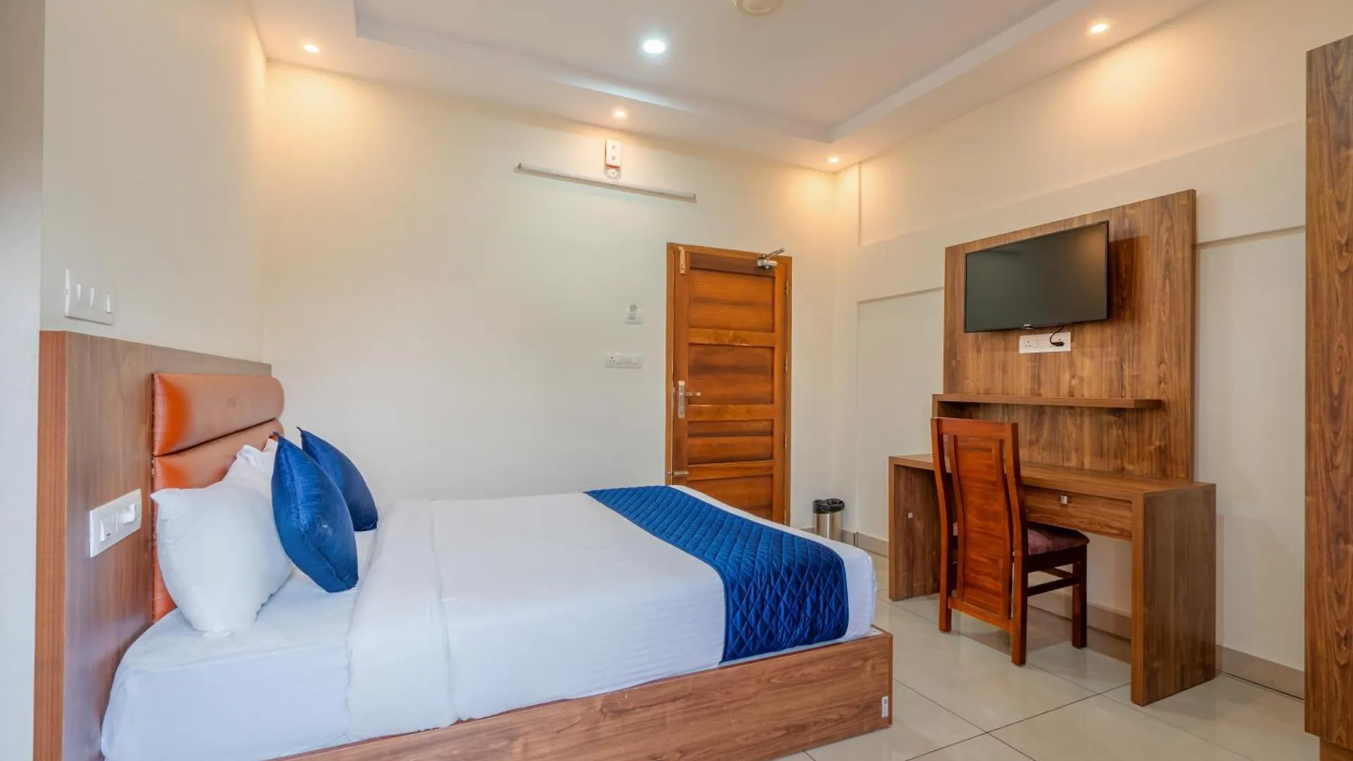 Hotel Chaithanya Residency Kochi