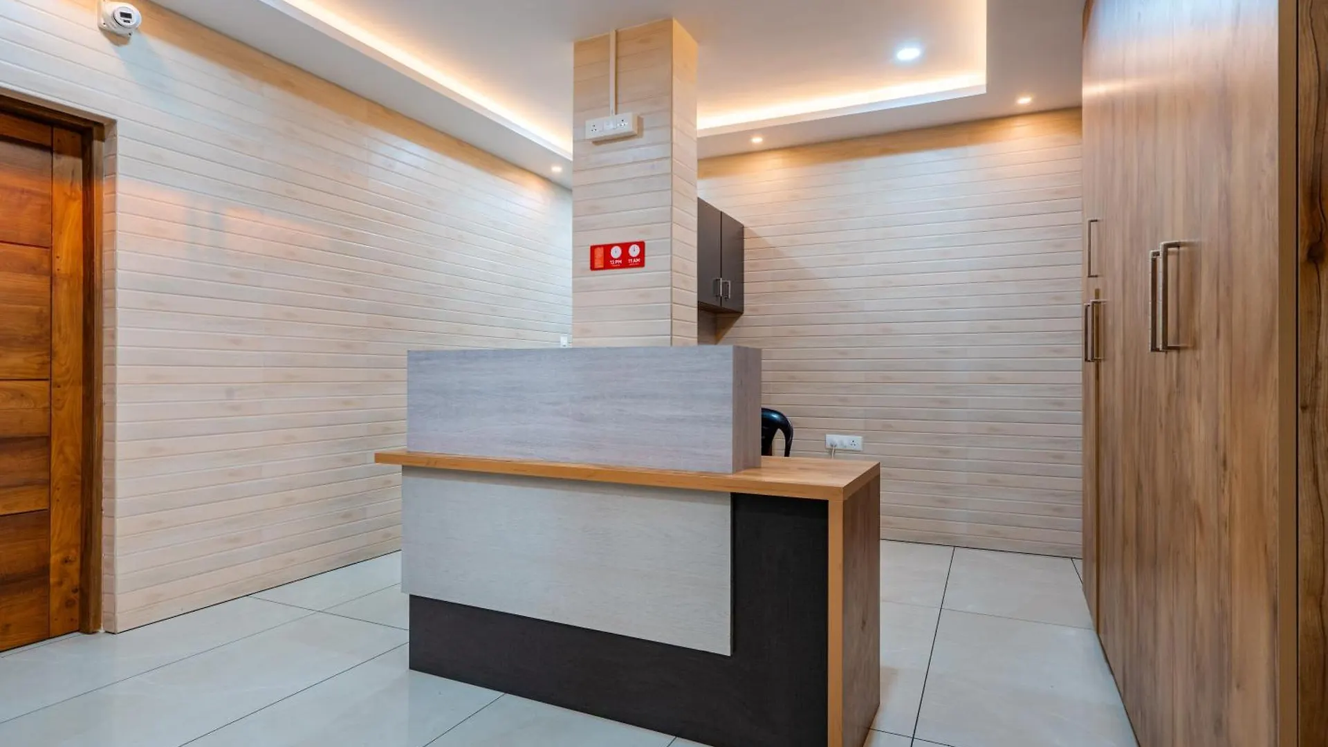 Chaithanya Residency Kochi Hotel