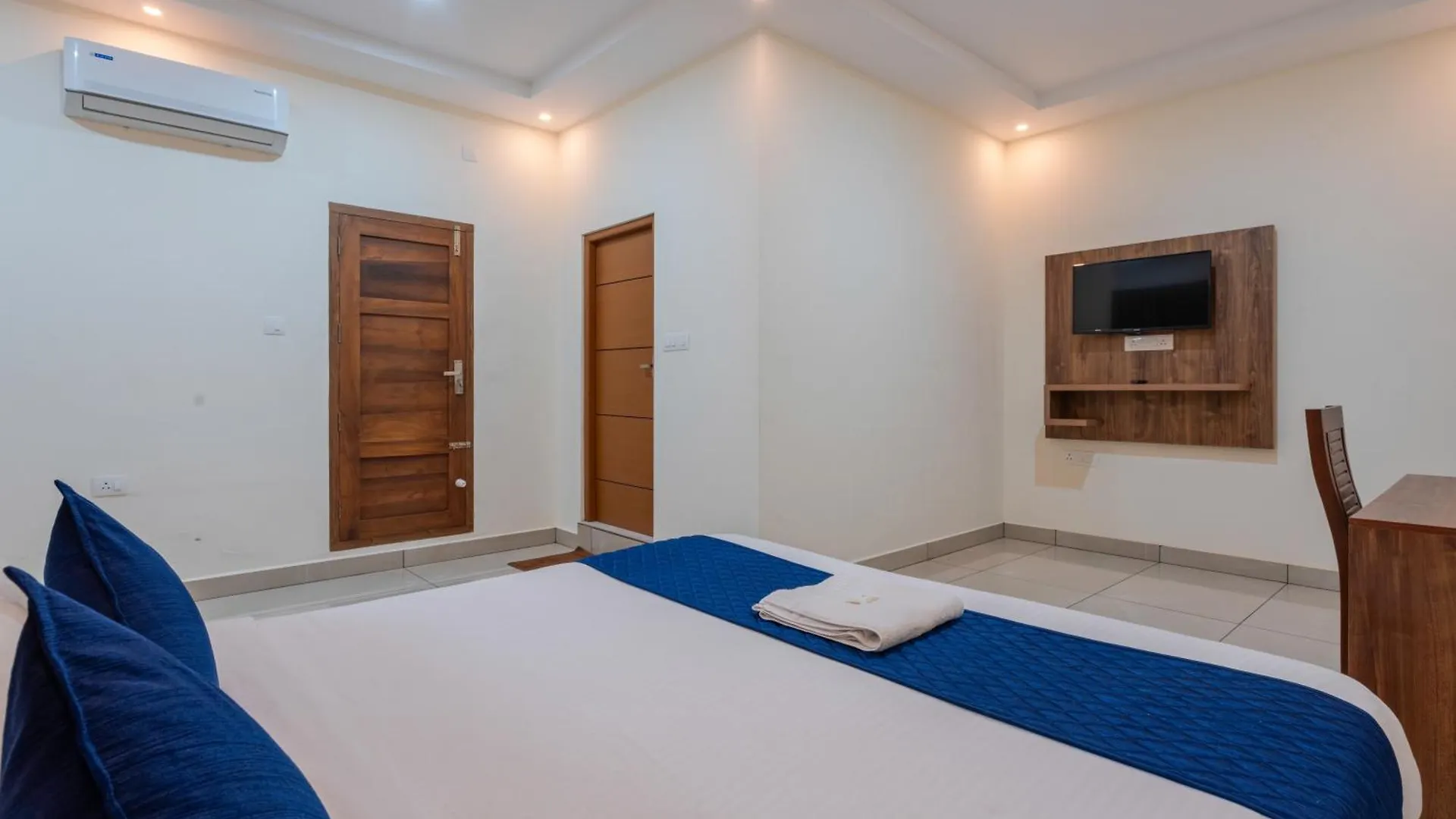 Chaithanya Residency Kochi Hotel