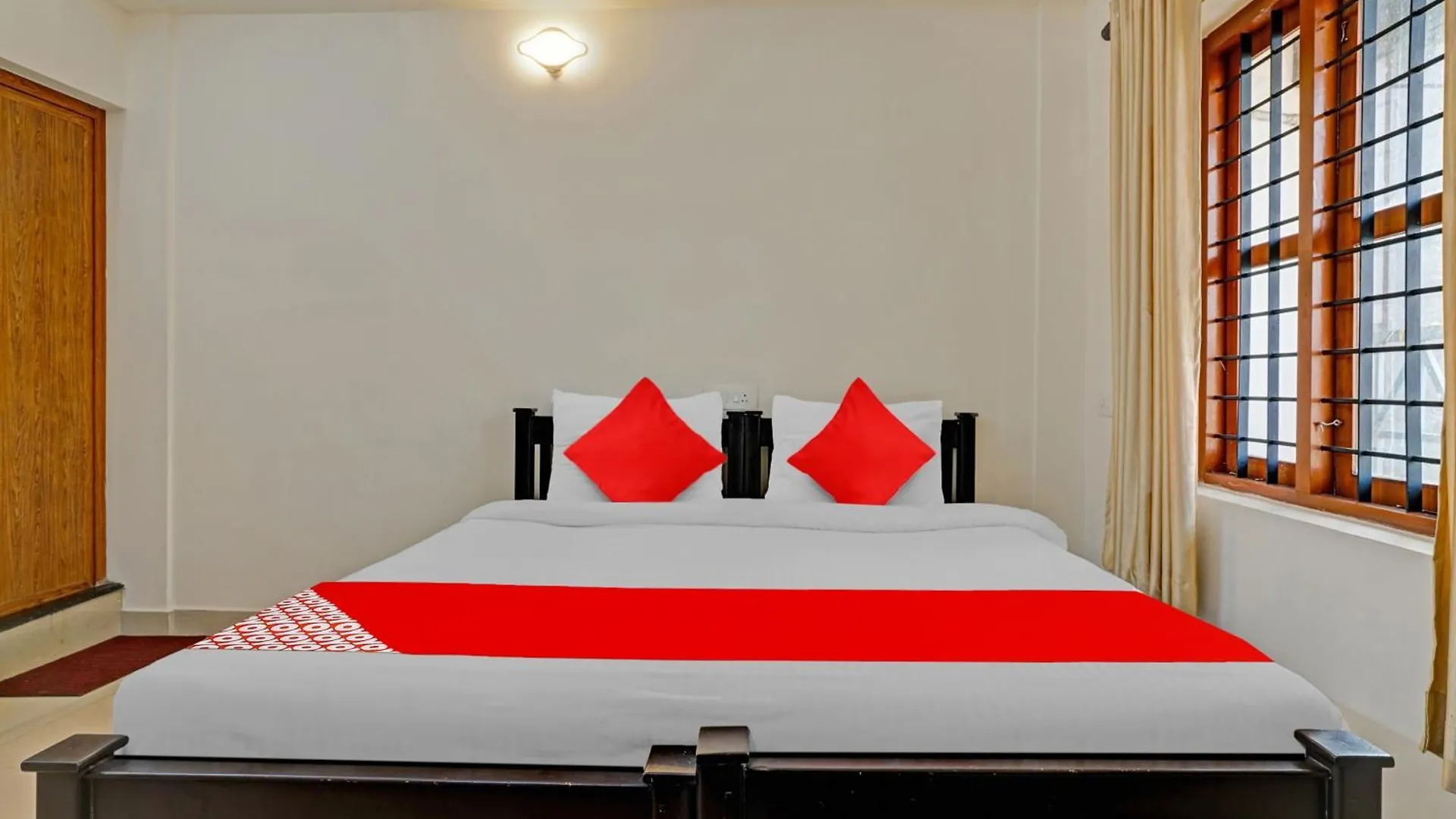 Chaithanya Residency Kochi Hotel